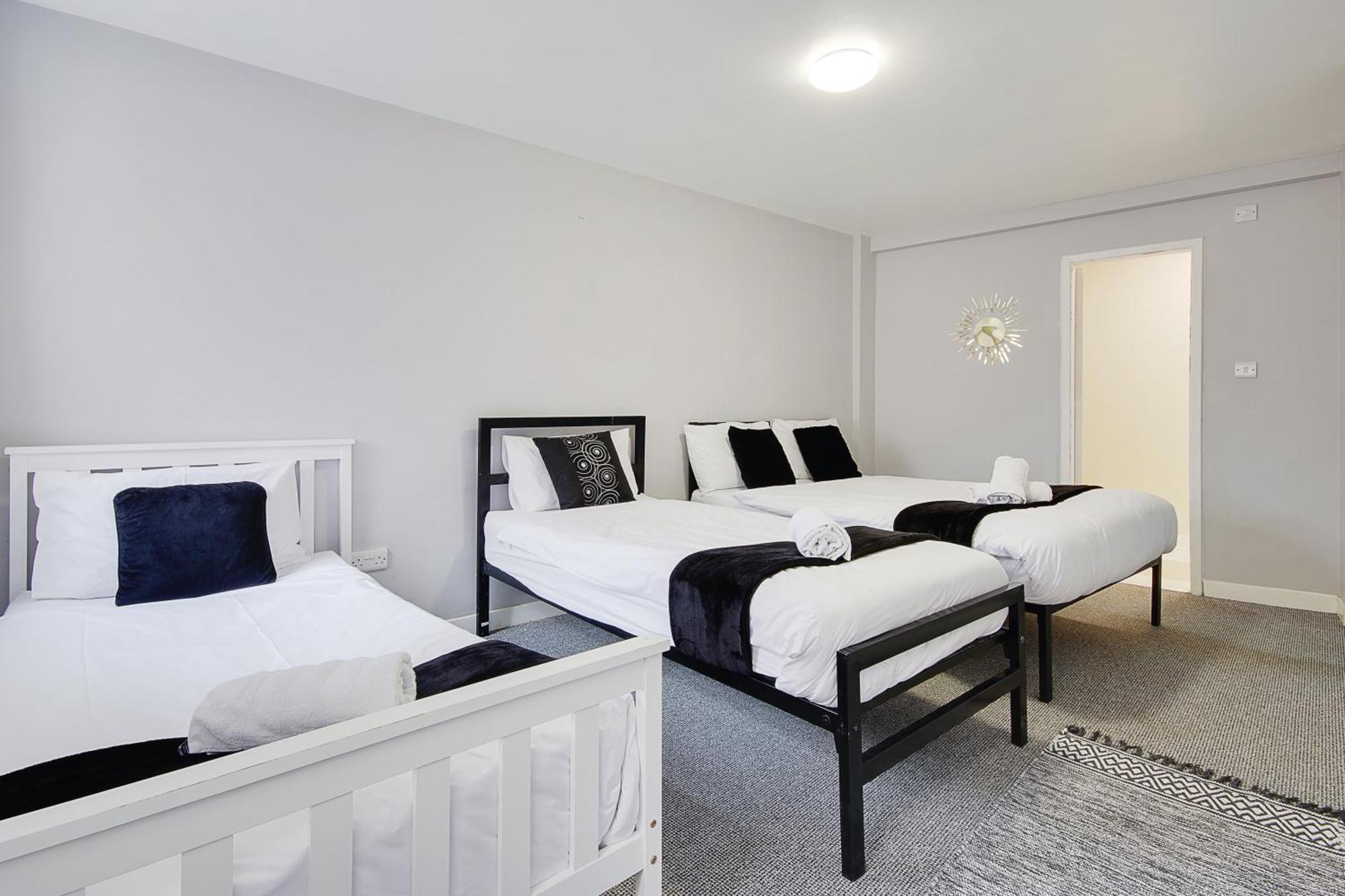 Azure Beach Hotel Bournemouth Eksteriør billede