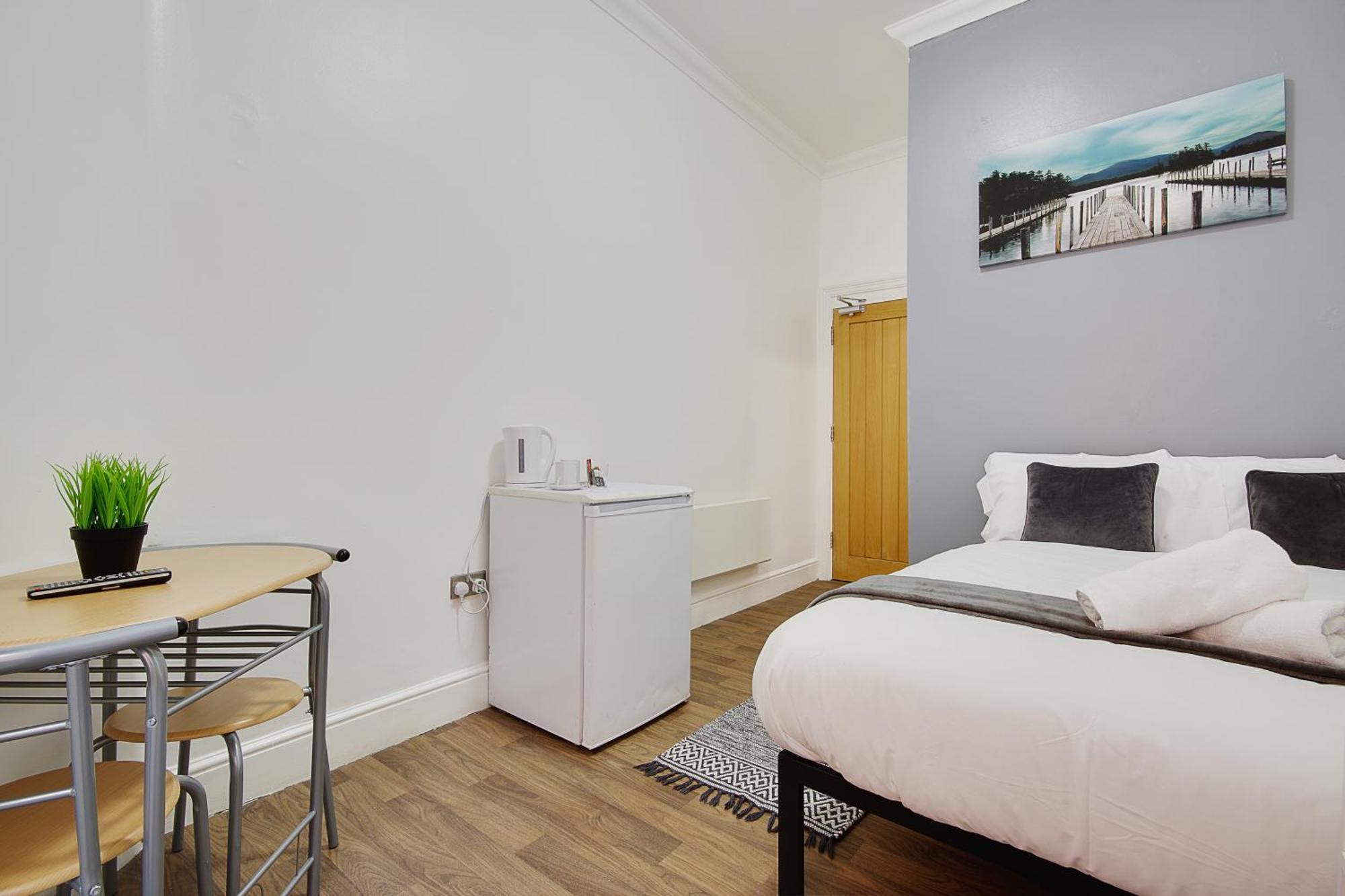Azure Beach Hotel Bournemouth Eksteriør billede