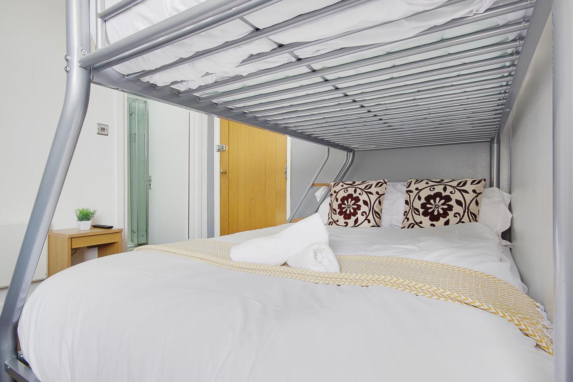 Azure Beach Hotel Bournemouth Eksteriør billede