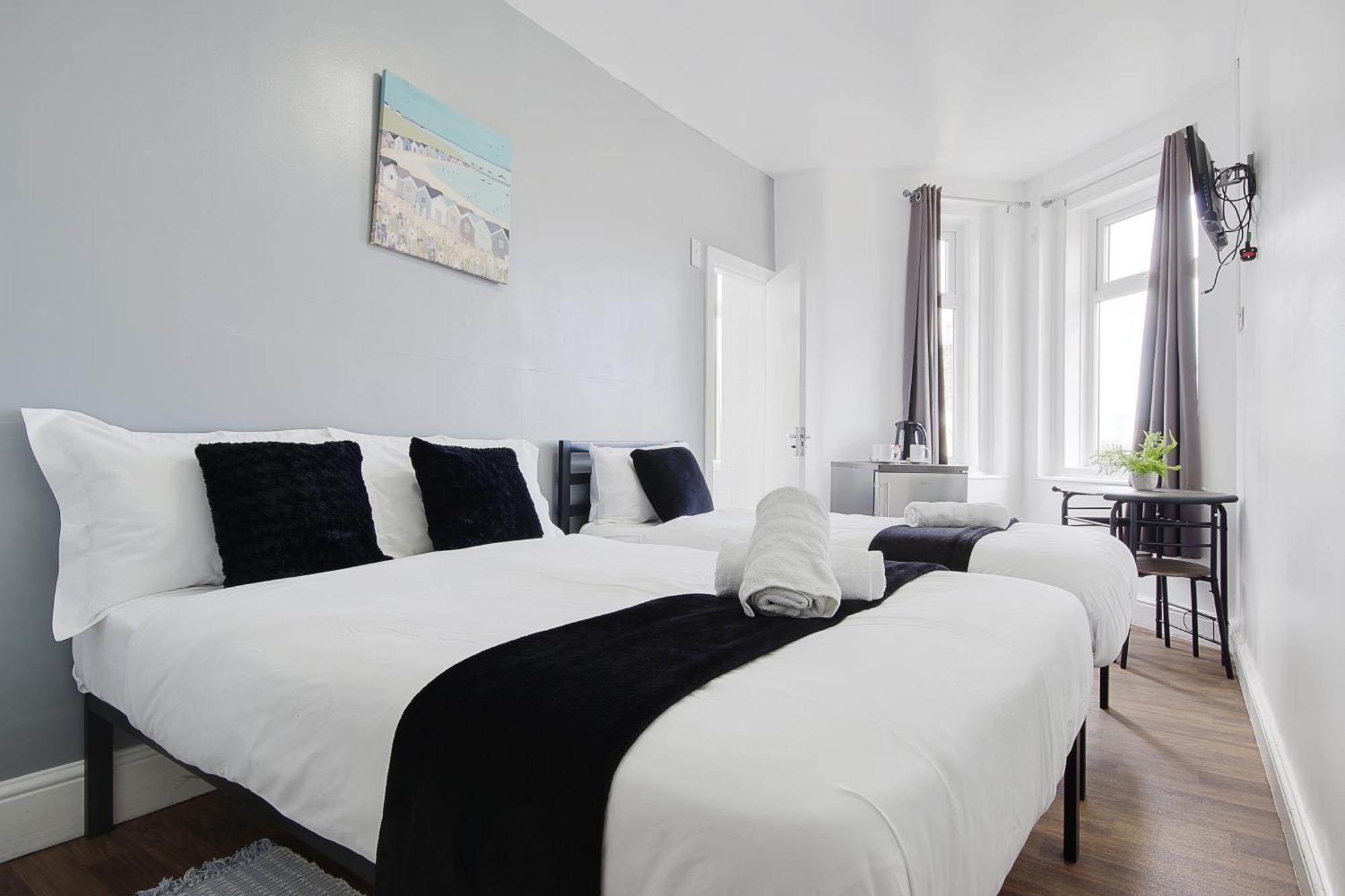 Azure Beach Hotel Bournemouth Eksteriør billede